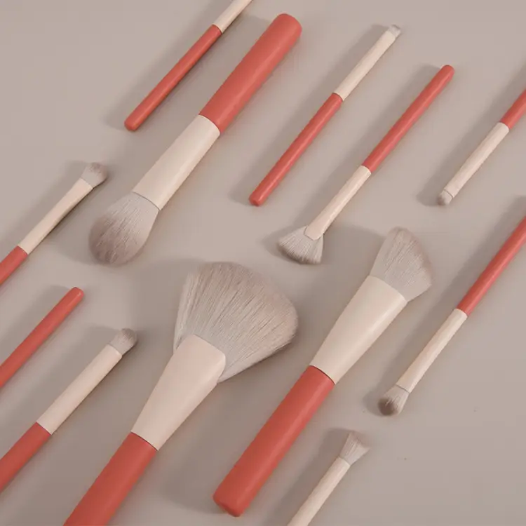 12-Piece Makeup Brush Set for Blush, Eyeshadow, High Gloss & Powder - Image 6