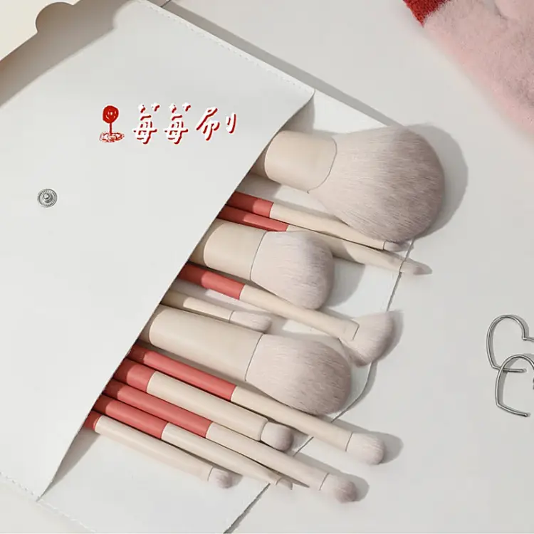 12-Piece Makeup Brush Set for Blush, Eyeshadow, High Gloss & Powder - Image 4