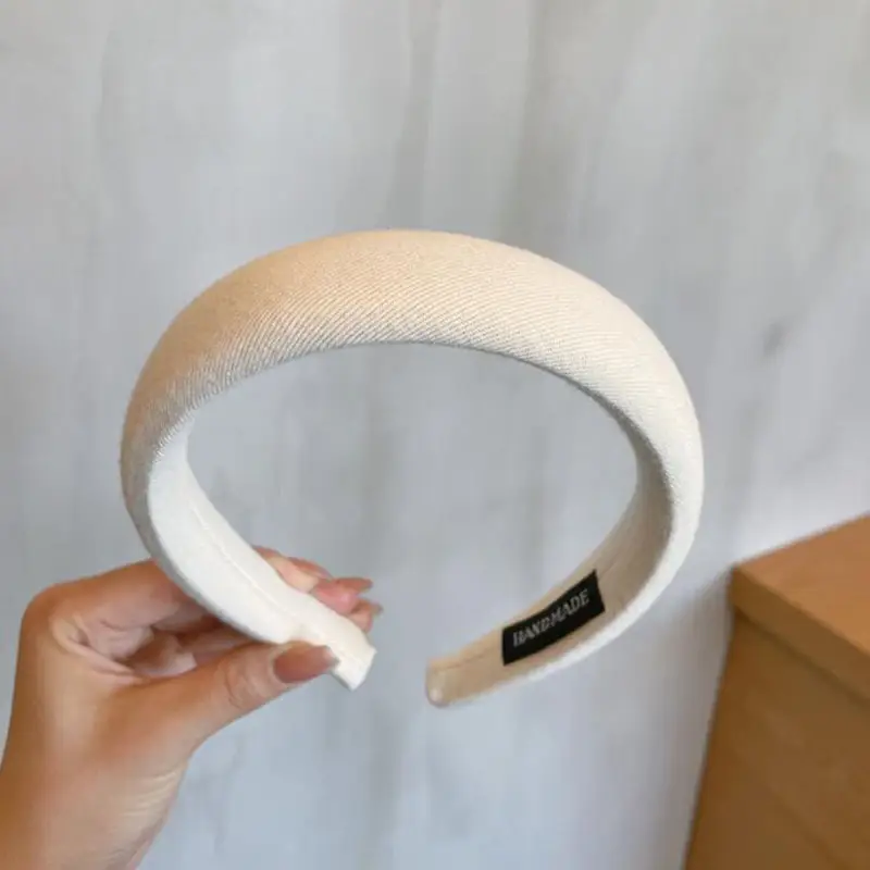 2023 Korean Celebrity Wide Brim Sponge Hair Hoop Black - Image 4