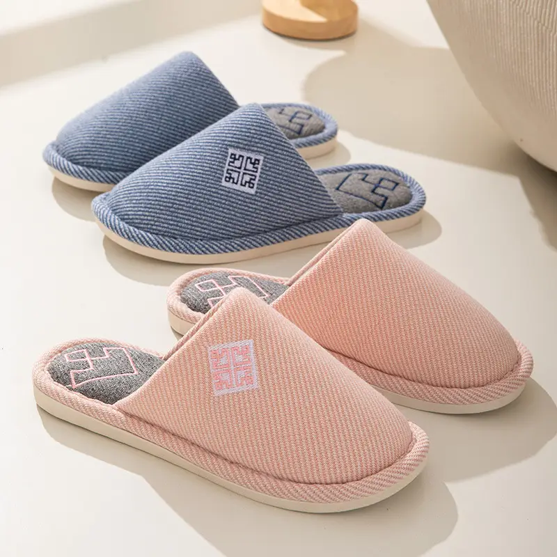 Chinese Style Fashionable Cotton Slippers for Women 2025 New Model Home Indoor Plush Fashionable Non-Slip Outdoor Warm Slippers for Men