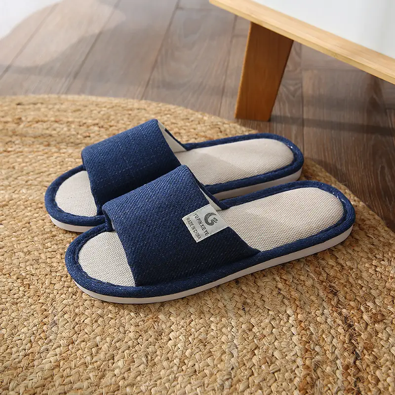 Chinese Style Fashionable Cotton Slippers for Women 2025 New Model Home Indoor Plush Fashionable Non-Slip Outdoor Warm Slippers for Men