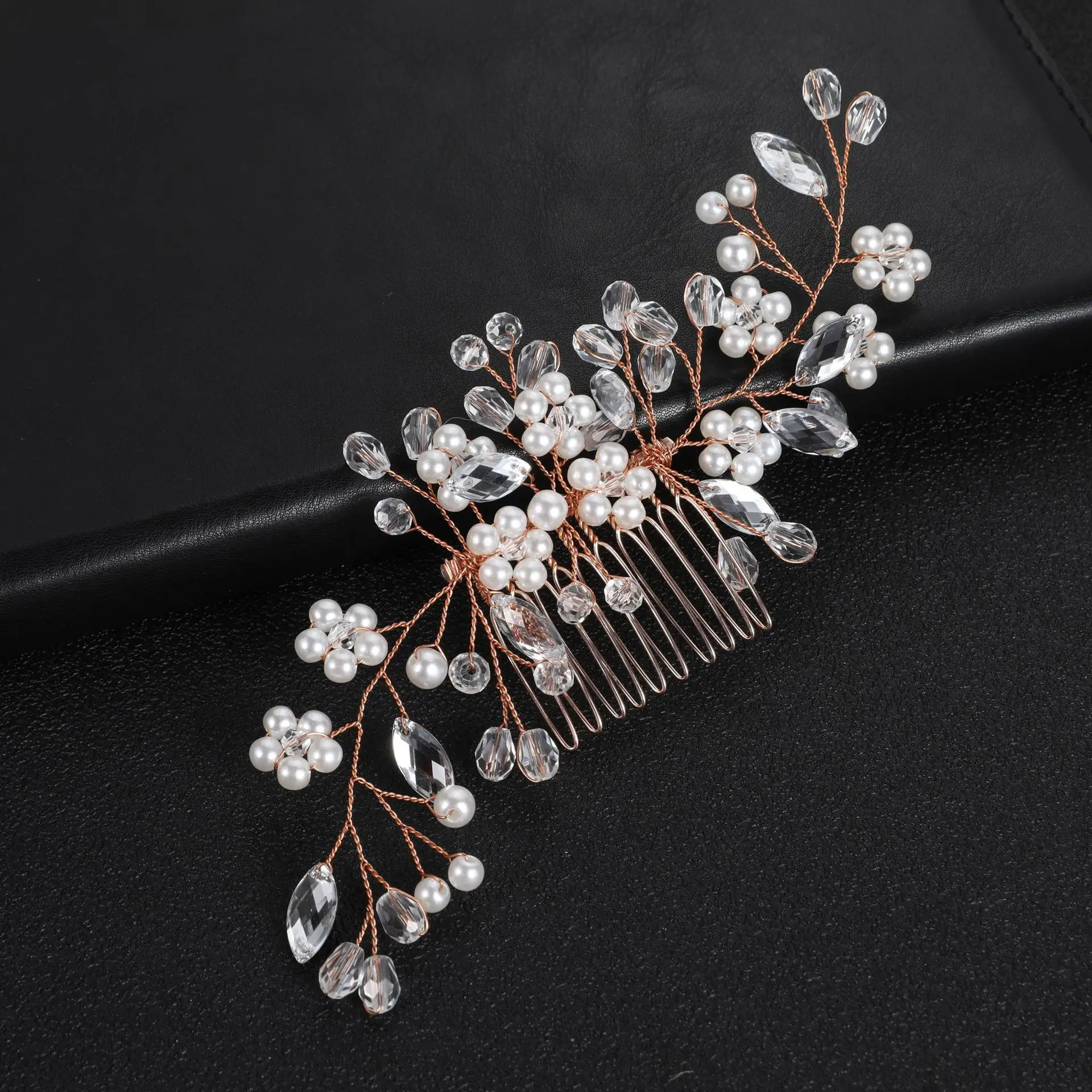 Crystal Pearl Hair Comb with European American Design - Image 3