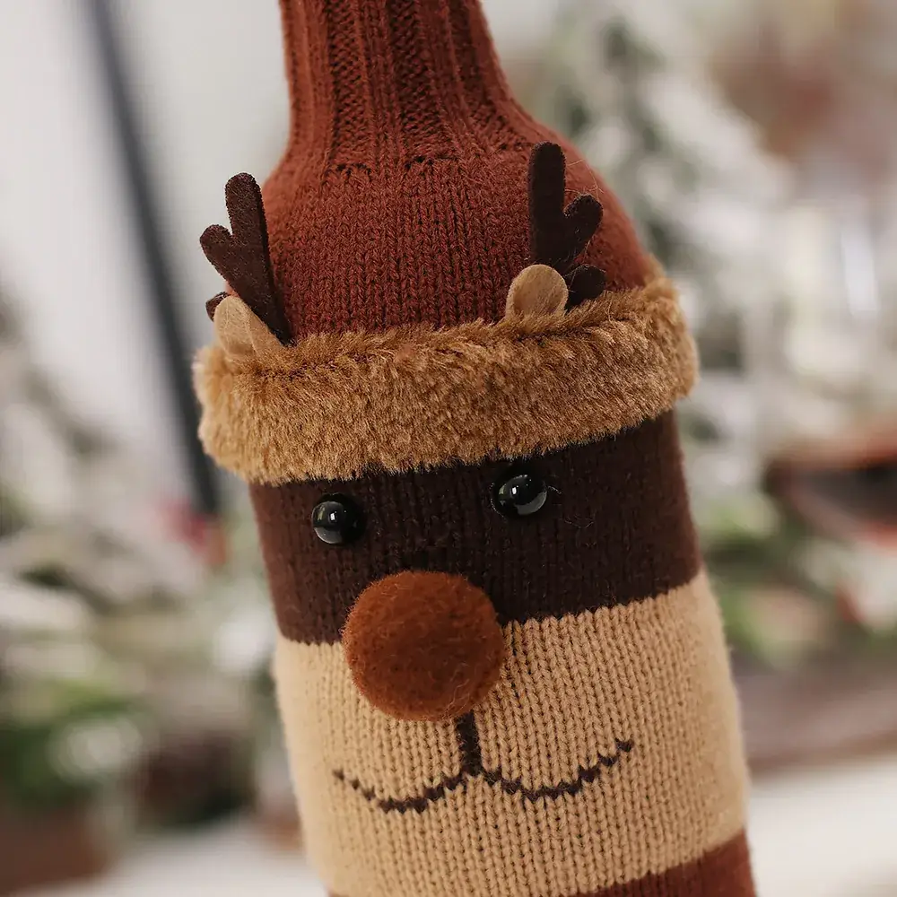 Knitted Christmas Bottle Set with Santa, Elf & Snowman Design - Image 7