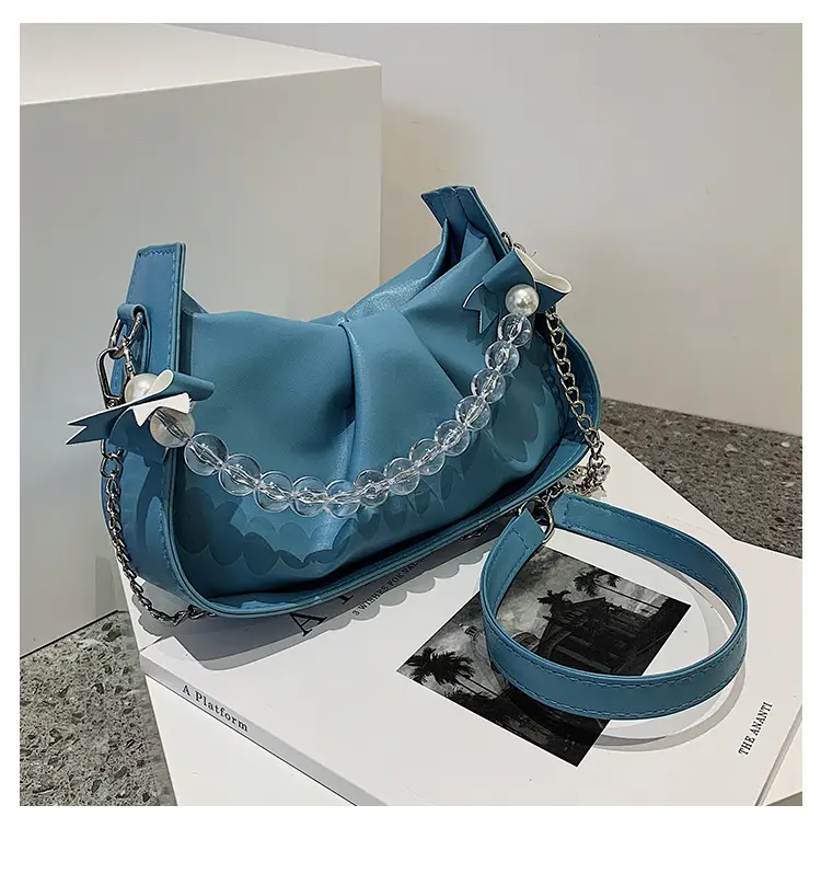 Black Chain Crossbody Bag for Women - Image 3