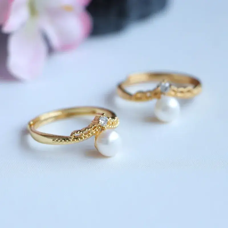 Guan Yu Pearl Crown Ring Gold Plated Women — feature 4