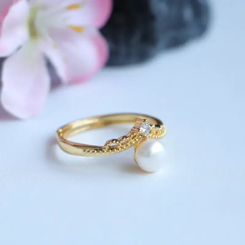 Guan Yu Pearl Crown Ring Gold Plated Women — feature 5