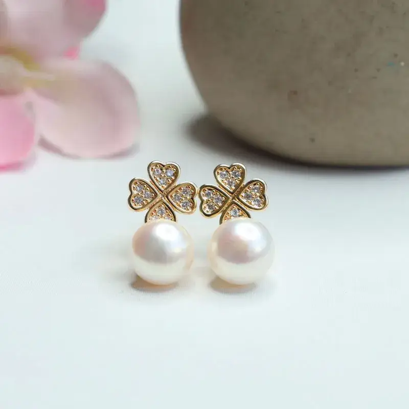 Guan Yu Pearl Heart Clover Earrings S925 Gold — feature 5