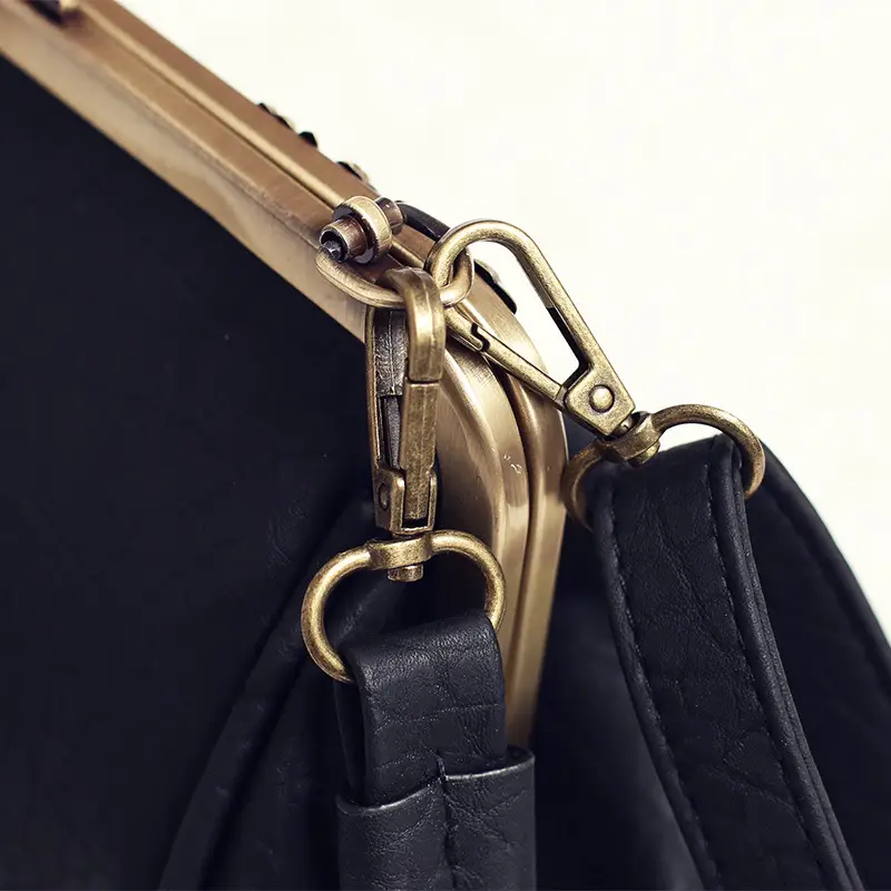Black Korean Style Women's Shoulder Bag with Clip Buckle