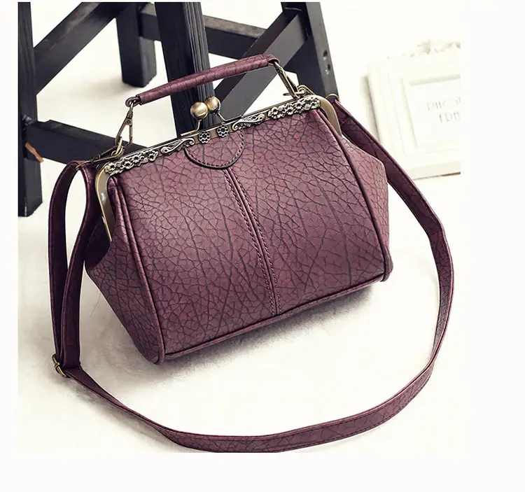 Black Korean Style Women's Shoulder Bag with Clip Buckle — feature 10