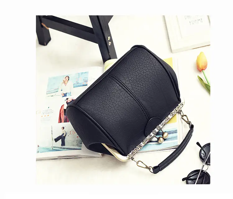 Black Korean Style Women's Shoulder Bag with Clip Buckle — feature 12