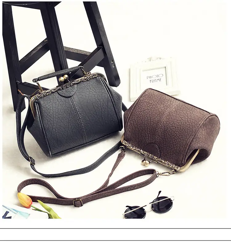 Black Korean Style Women's Shoulder Bag with Clip Buckle — feature 2