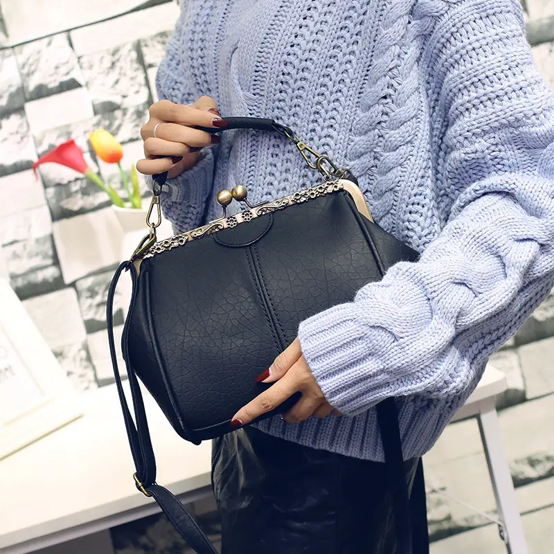 Black Korean Style Women's Shoulder Bag with Clip Buckle — feature 25