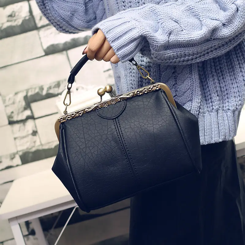 Black Korean Style Women's Shoulder Bag with Clip Buckle — feature 26