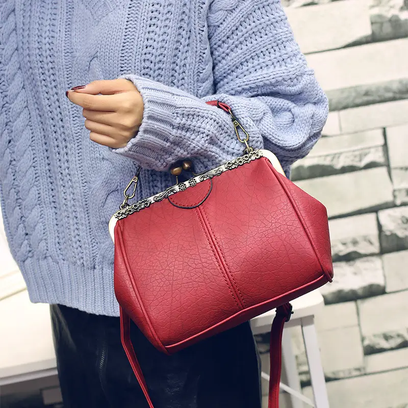 Black Korean Style Women's Shoulder Bag with Clip Buckle — feature 29