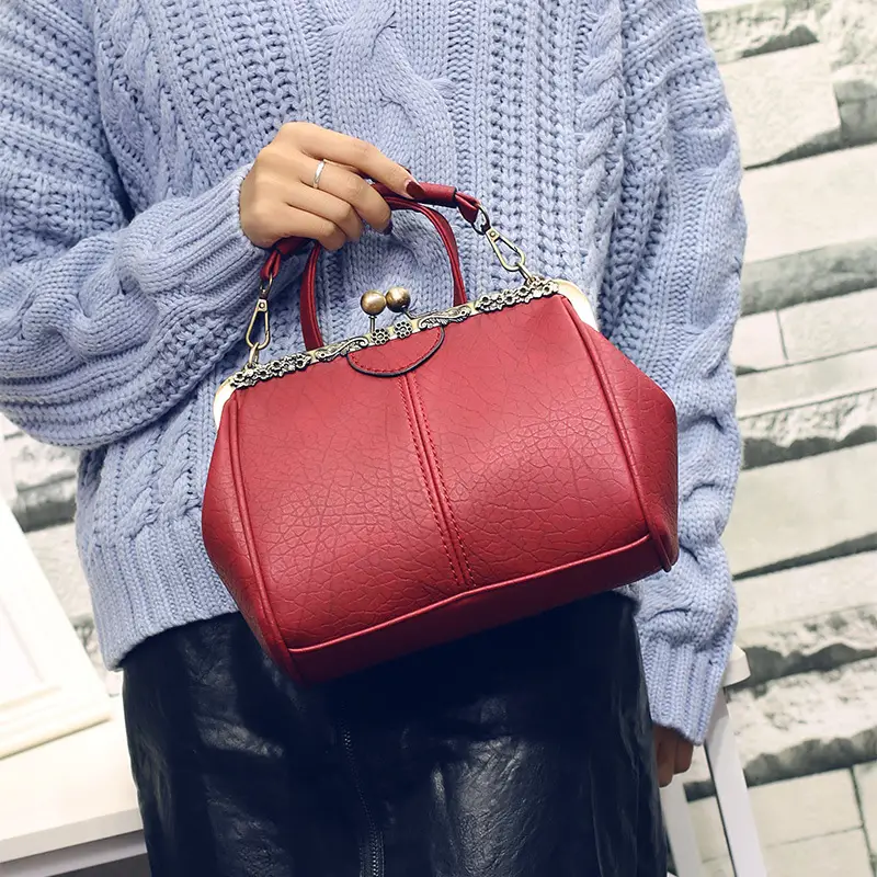 Black Korean Style Women's Shoulder Bag with Clip Buckle — feature 31