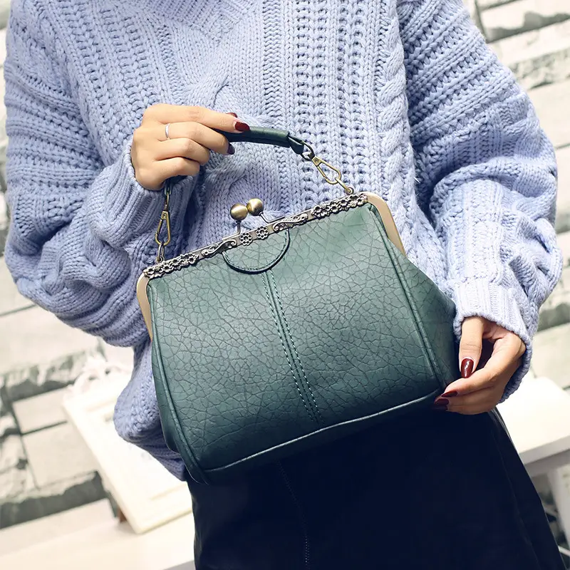 Black Korean Style Women's Shoulder Bag with Clip Buckle — feature 37