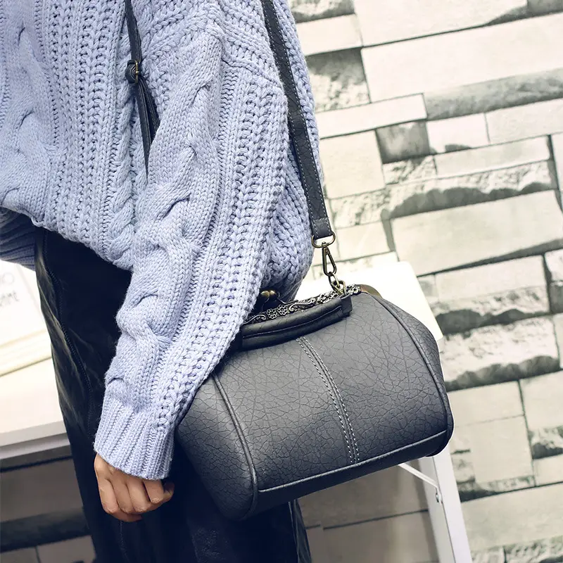 Black Korean Style Women's Shoulder Bag with Clip Buckle — feature 45