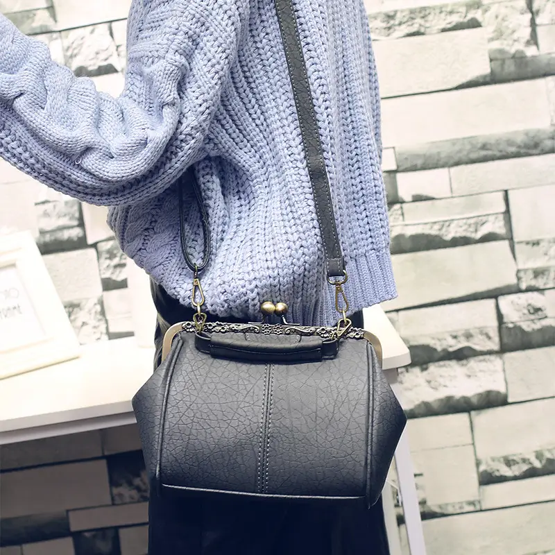 Black Korean Style Women's Shoulder Bag with Clip Buckle — feature 50