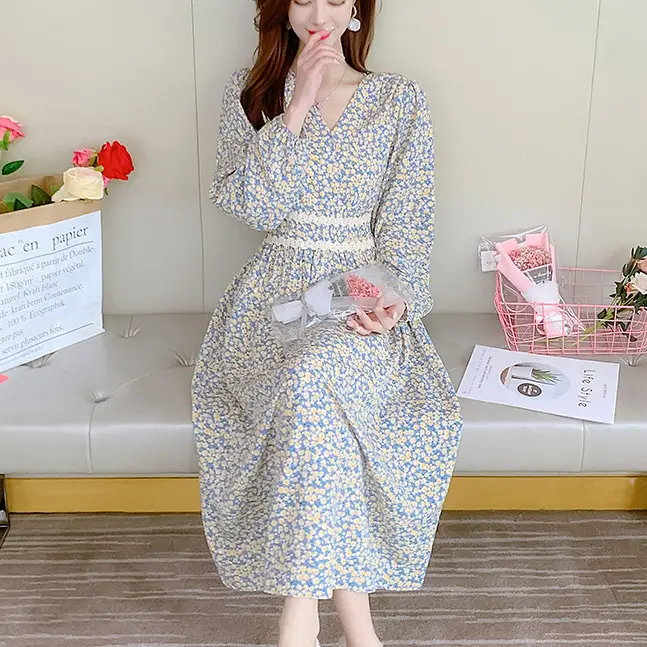 Women Floral V-Neck Dress 2024 Autumn Slimming