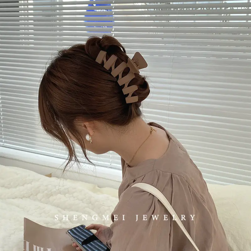 Japanese Korean Style Large Shark Clip Bath Grab Clip Women's Back of Head Clip Headwear - Image 7