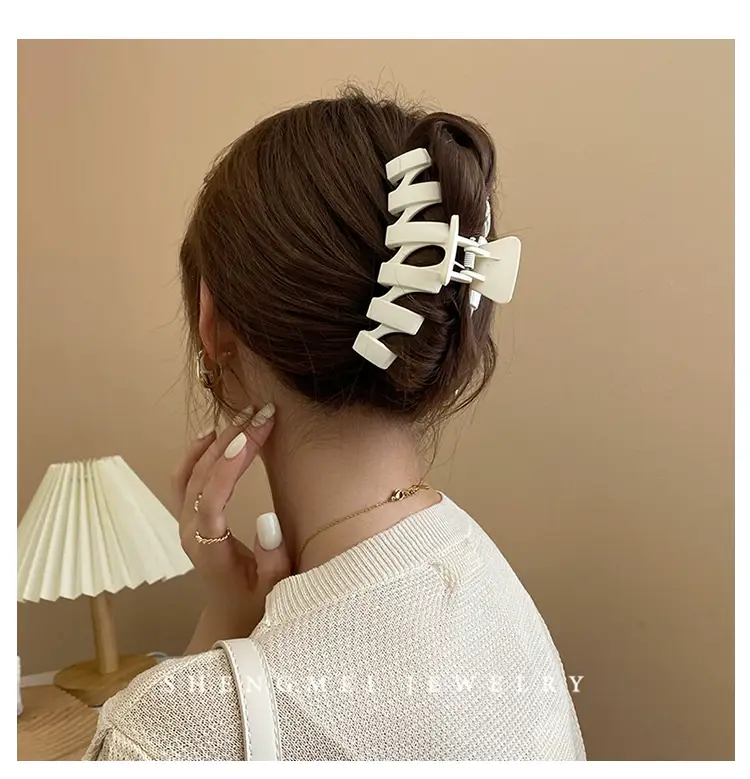 Japanese Korean Style Large Shark Clip Bath Grab Clip Women's Back of Head Clip Headwear — feature 9