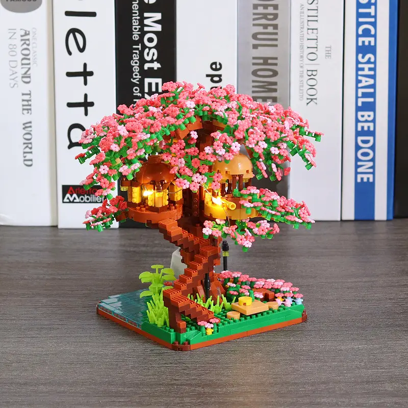 Sakura Station Mini Building Blocks 14+ 625 PCS - Image 2