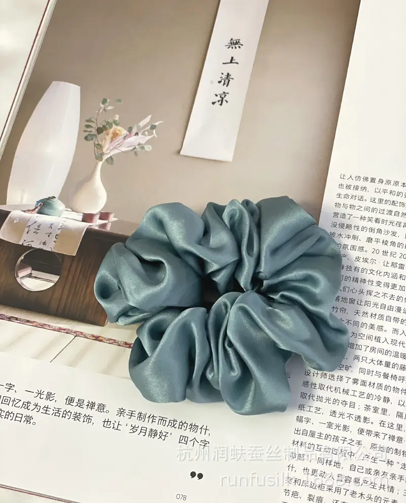 湖蓝色.jpg