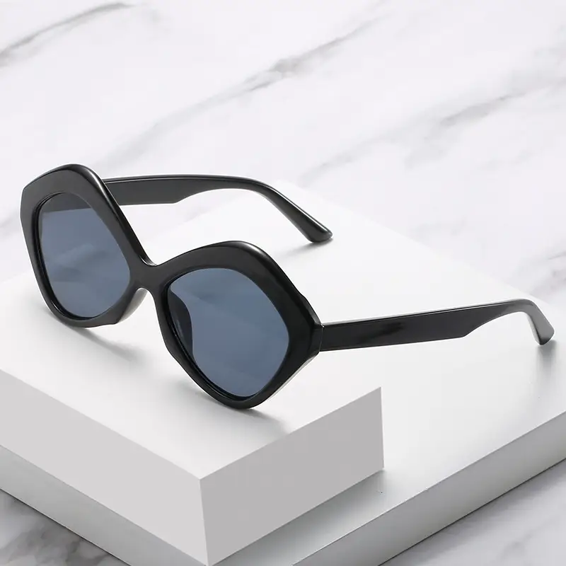 Women Pink Irregular Rhombus Sunglasses