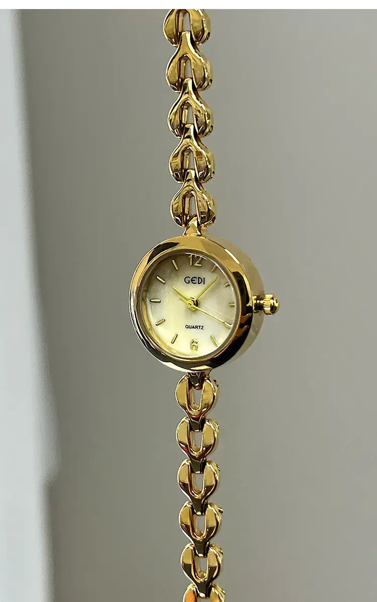 Gold Watch for Women with Crystal Dial and Chain Strap — feature 6