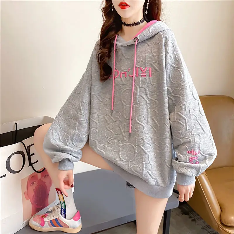 Women's White Quilted Hooded Sweatshirt with Letter Embroidery — feature 13