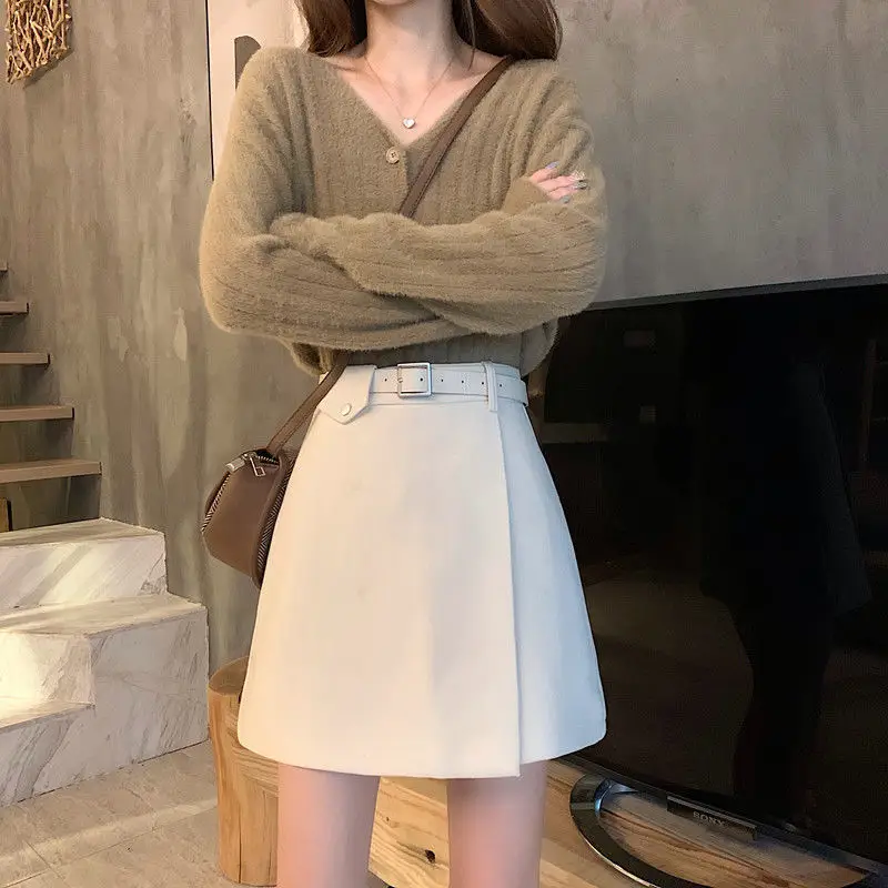 Black High Waist Slimming Skirt for Women — feature 8