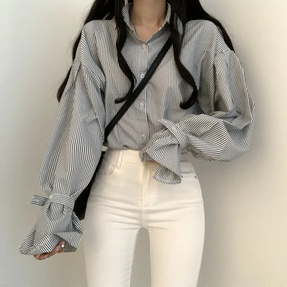 Women's Striped Lantern Long Sleeve Shirt — feature 2