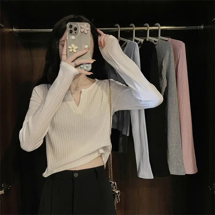 Women V-neck Long Sleeve T-Shirt Grey Slim Fit — feature 2