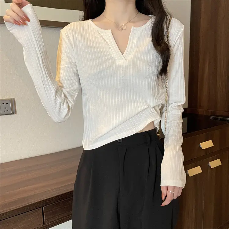 Women V-neck Long Sleeve T-Shirt Grey Slim Fit — feature 7