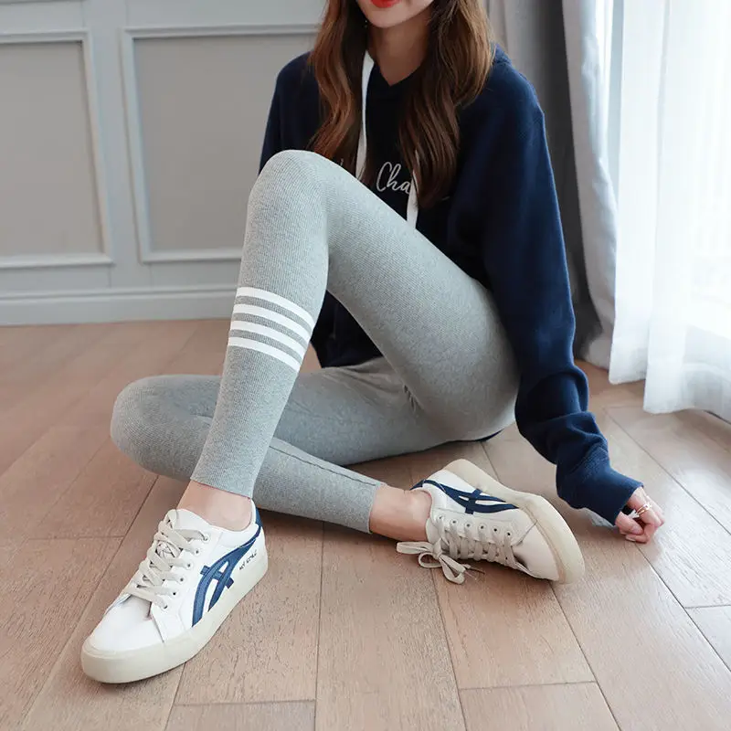 Women's Fleece-Lined Gray Leggings High Waist Winter Wear - Image 10
