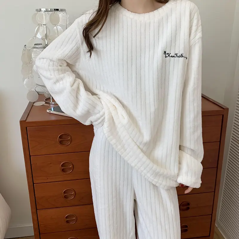 Women's Pink Fleece Pajamas 2025 Winter Lounge Wear - Image 2