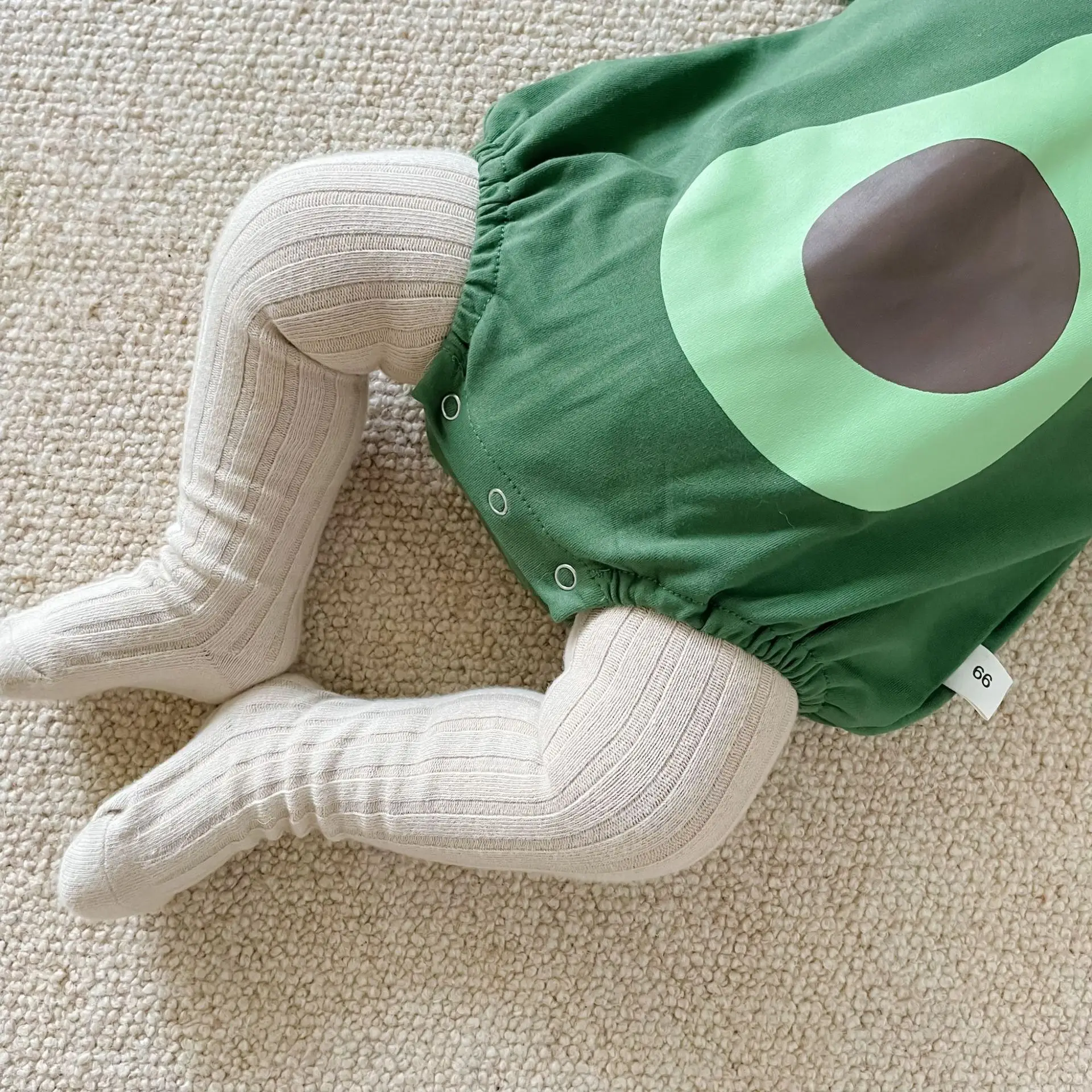 Avocado Infant Triangular Harness Baby Bag Fart Clothes Green - Image 6