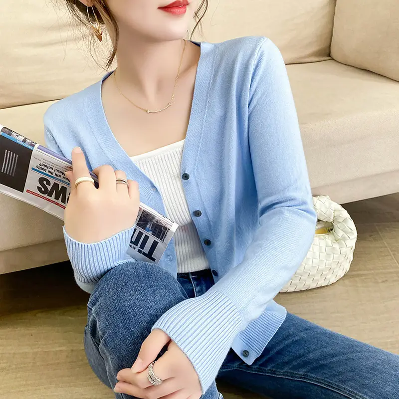 Women's Knitted V-Neck Cardigan Autumn Winter Wear - Image 9