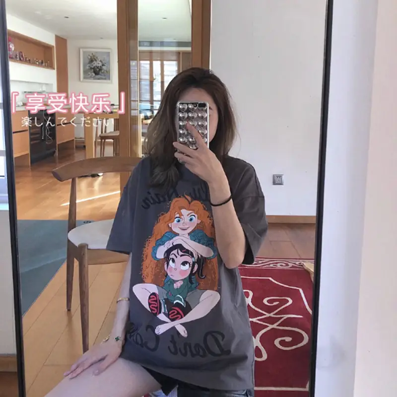 Kumayes Women's Gray Cartoon Print T-Shirt — feature 9