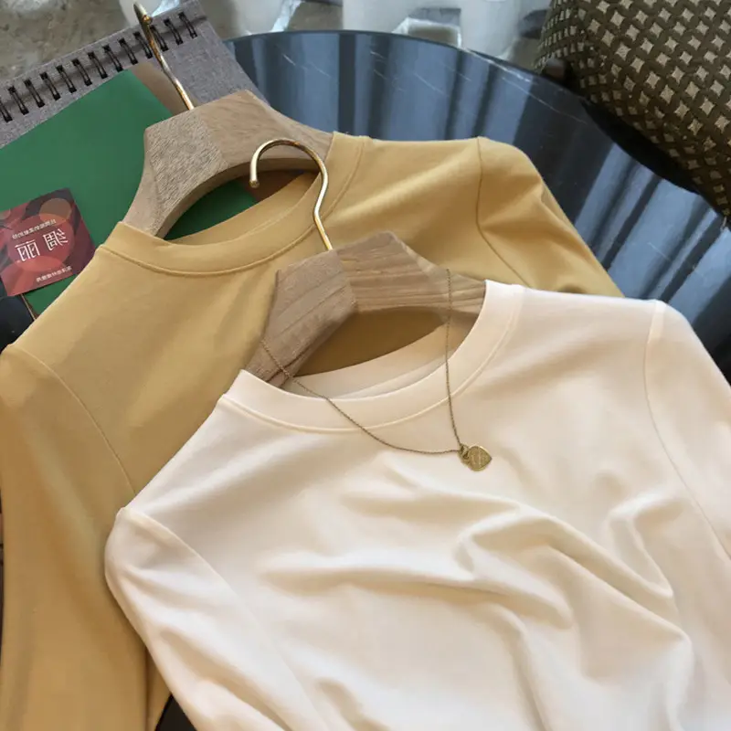 Women's Elastic Heat Storage Crewneck Shirt Multi Color - Image 2