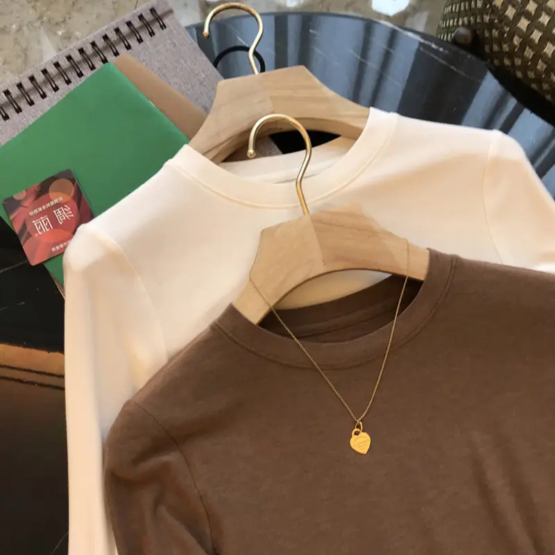 Women's Elastic Heat Storage Crewneck Shirt Multi Color - Image 4