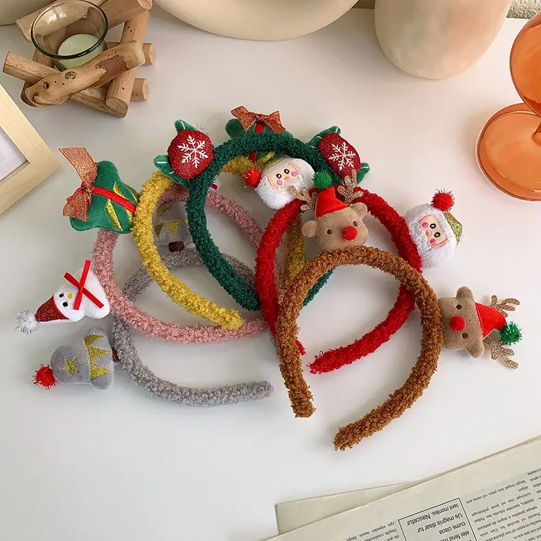 Christmas Heart Headband with Elk Horn Decor - Image 6