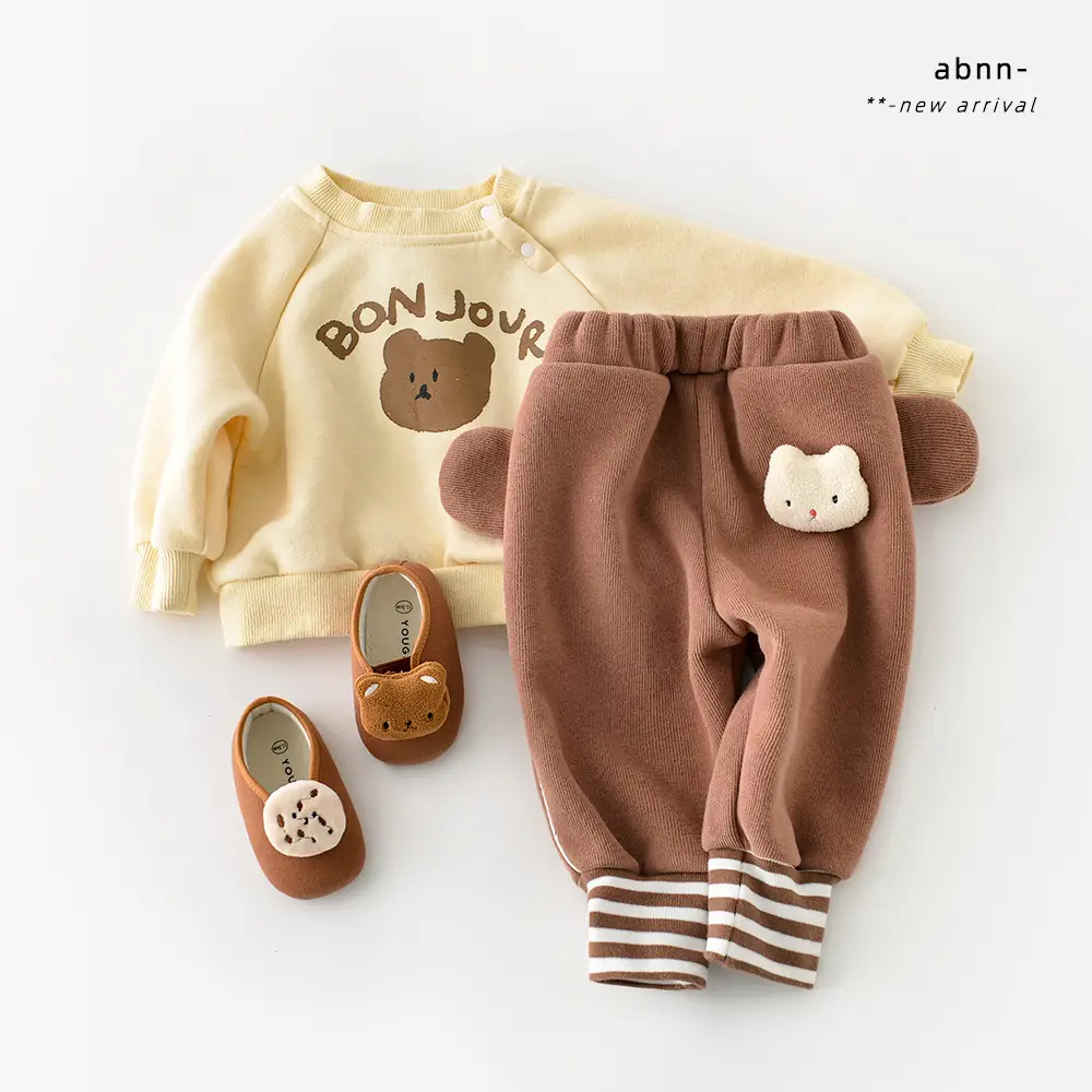 24 Late Autumn Baby Fleece Pp Pants with Bear Brooch - Image 4