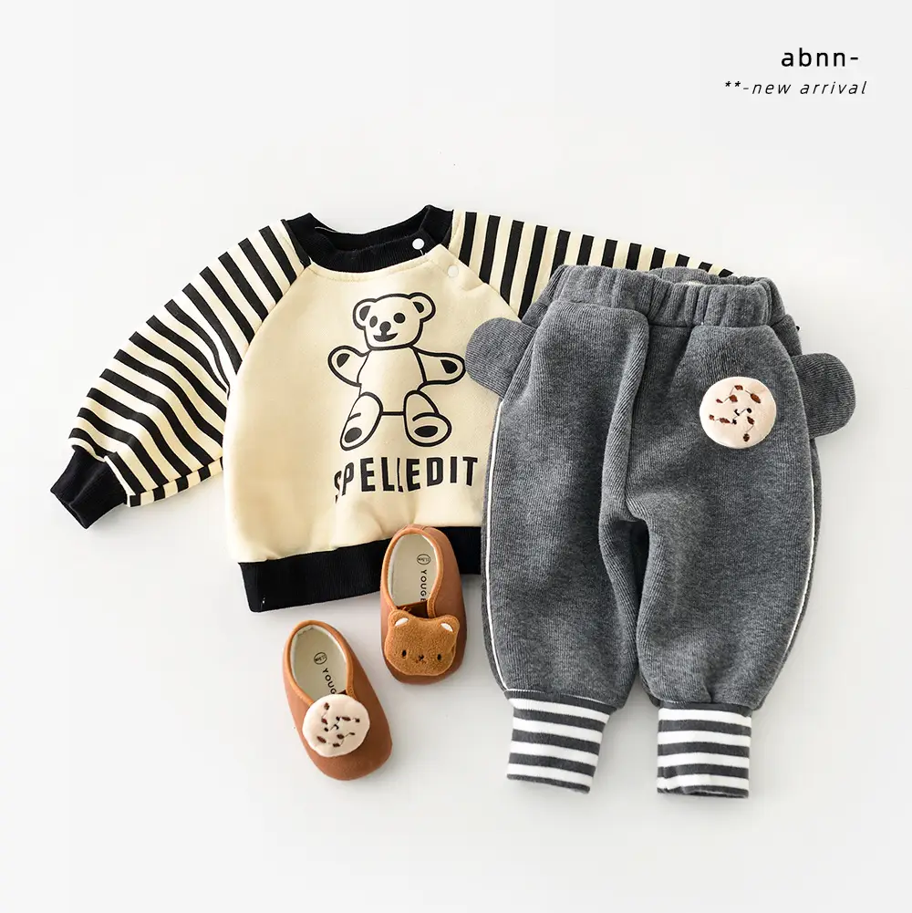 24 Late Autumn Baby Fleece Pp Pants with Bear Brooch - Image 5