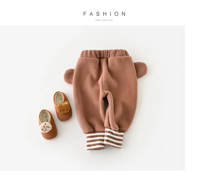 24 Late Autumn Baby Fleece Pp Pants with Bear Brooch — feature 42