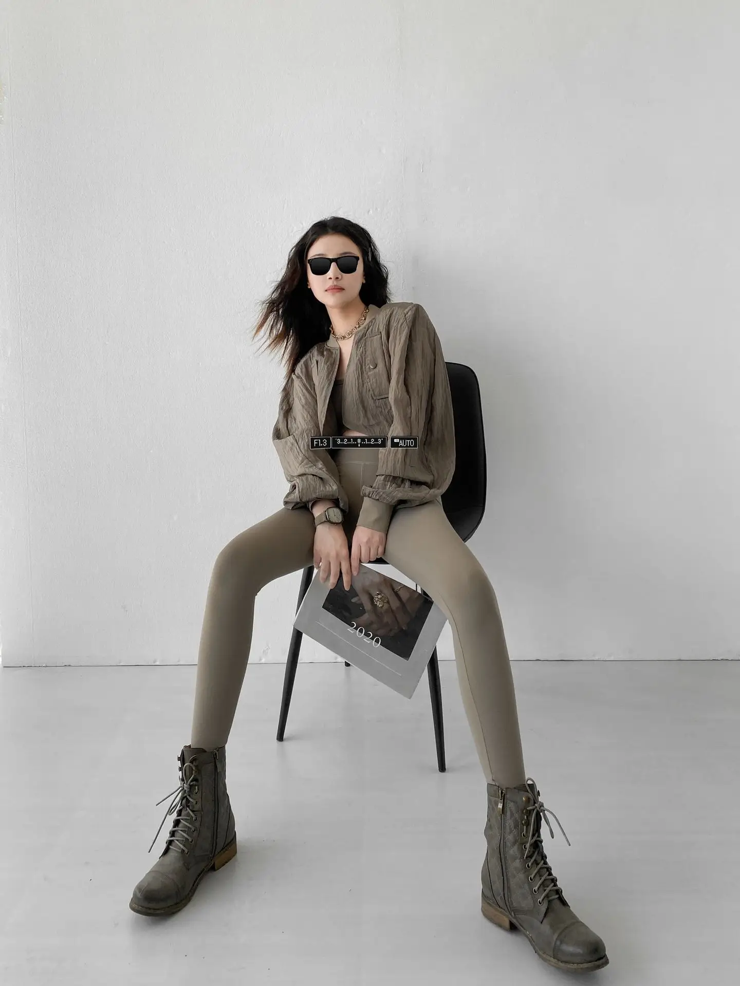 Korean Style Sharkskin Leggings V-Back Slimming Tights Brown - Image 6