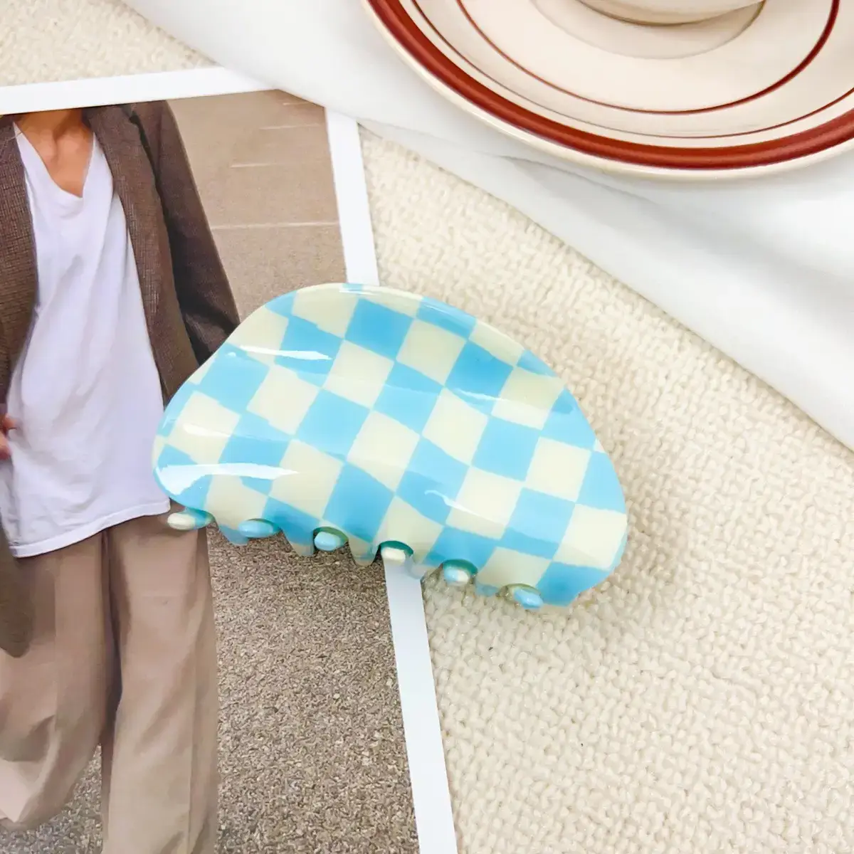 Cross Checkerboard Hair Grab Clip with Acrylic Finish - Image 16