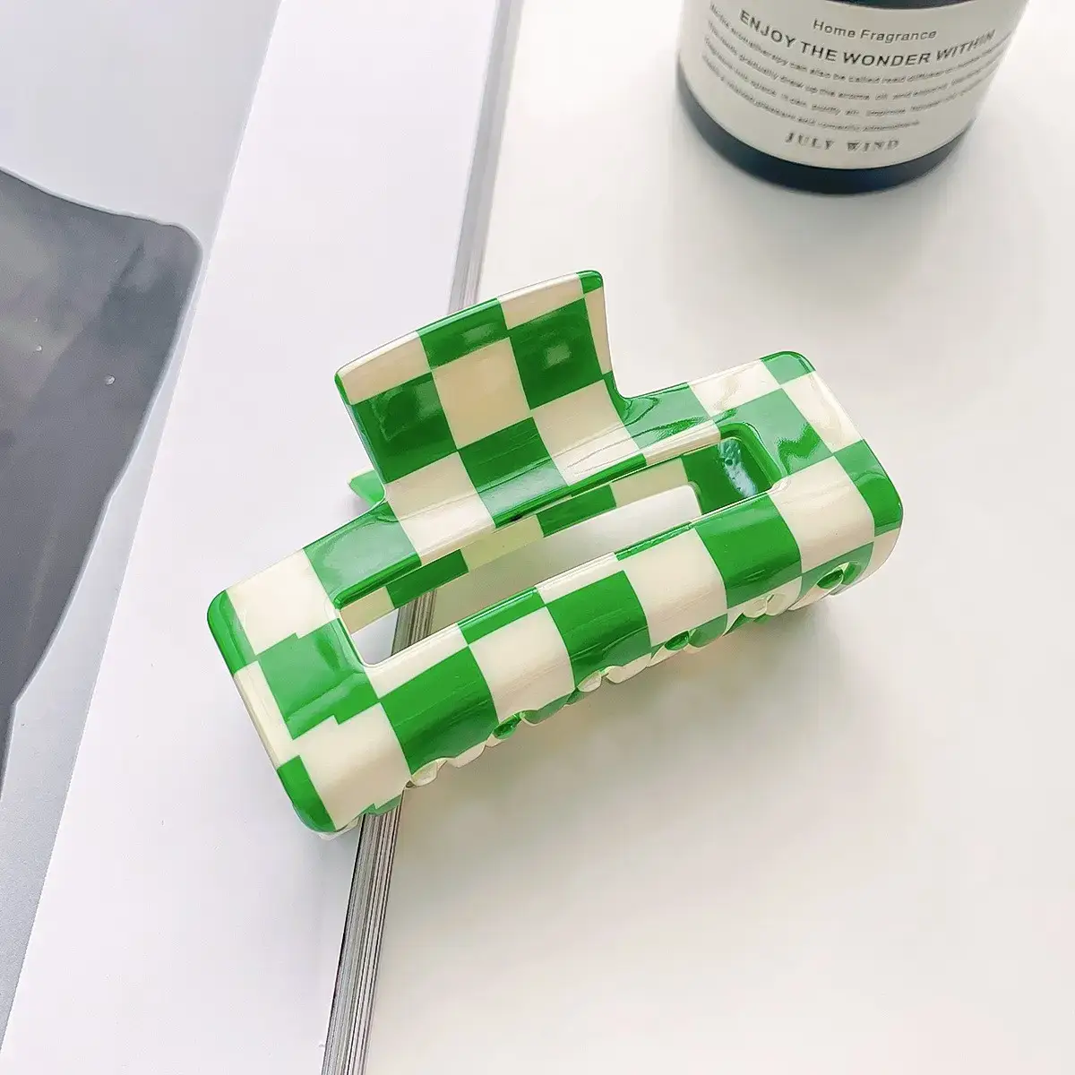 Cross Checkerboard Hair Grab Clip with Acrylic Finish - Image 4
