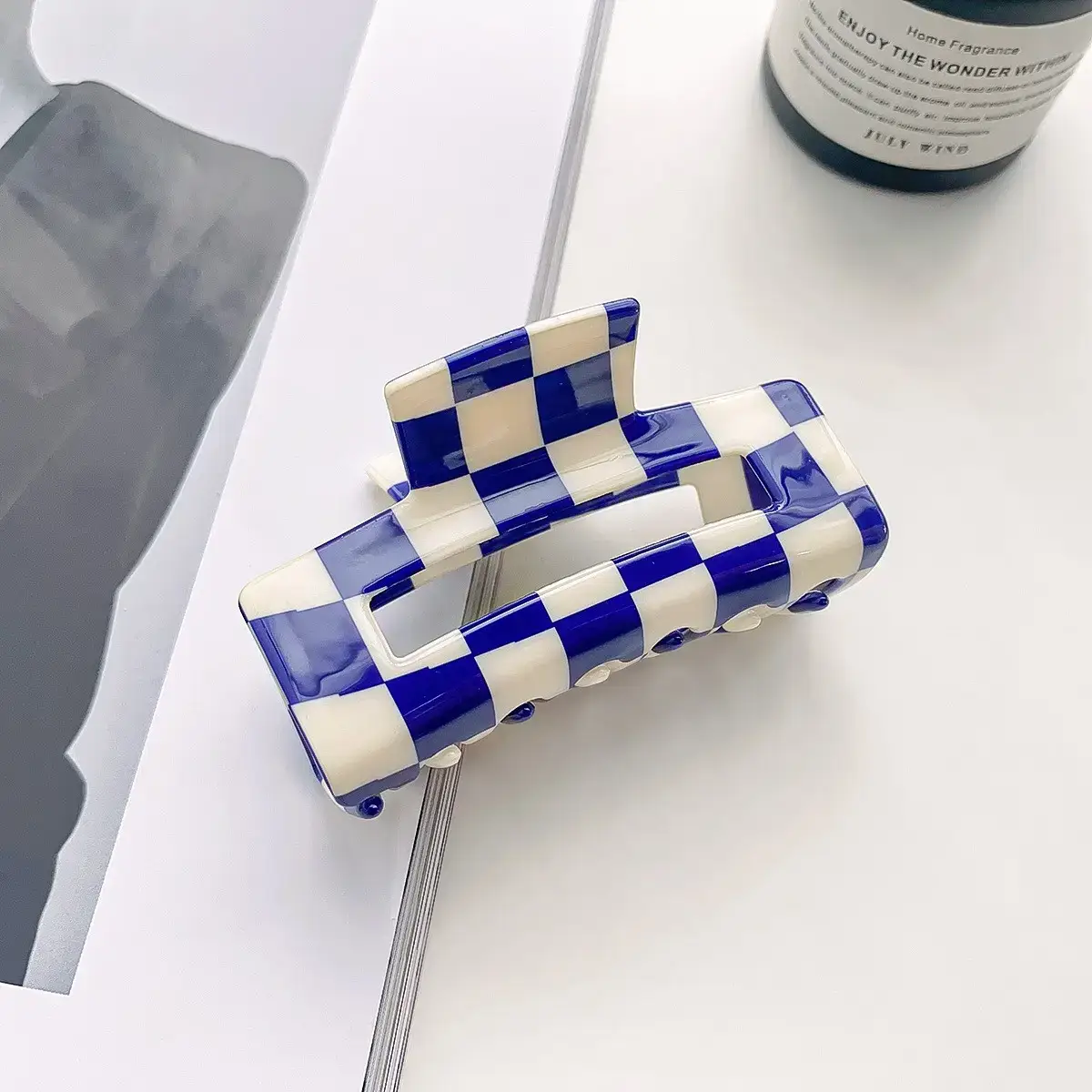 Cross Checkerboard Hair Grab Clip with Acrylic Finish - Image 7