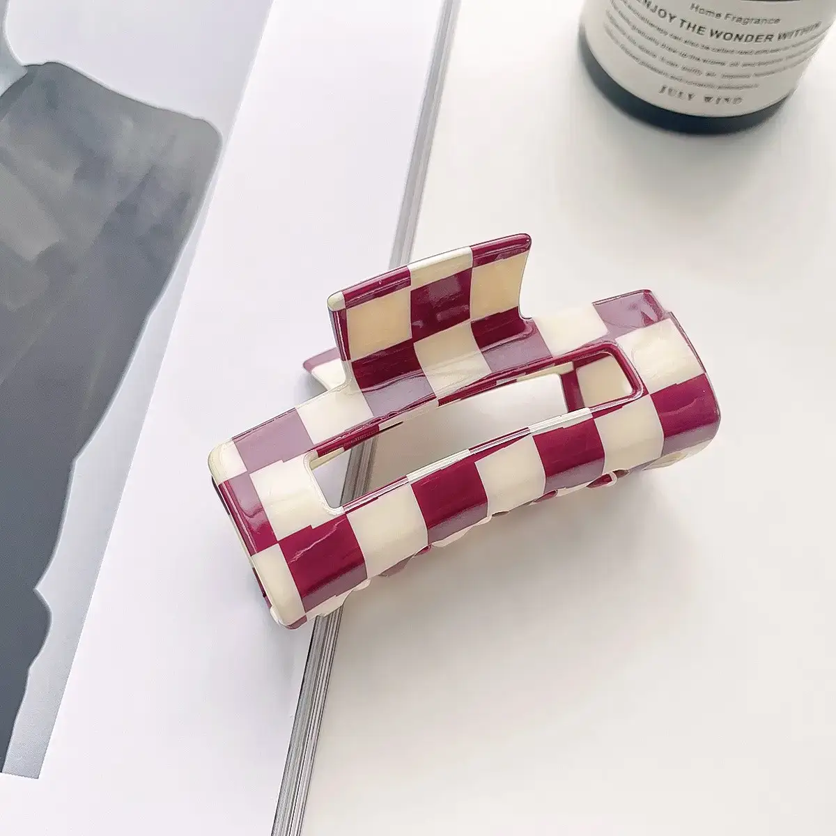 Cross Checkerboard Hair Grab Clip with Acrylic Finish - Image 8